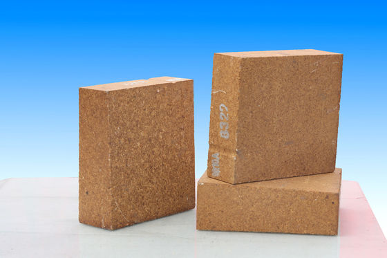 Fireclay Refractory Bricks： Essential for Kilns, Furnaces, and Fireplaces