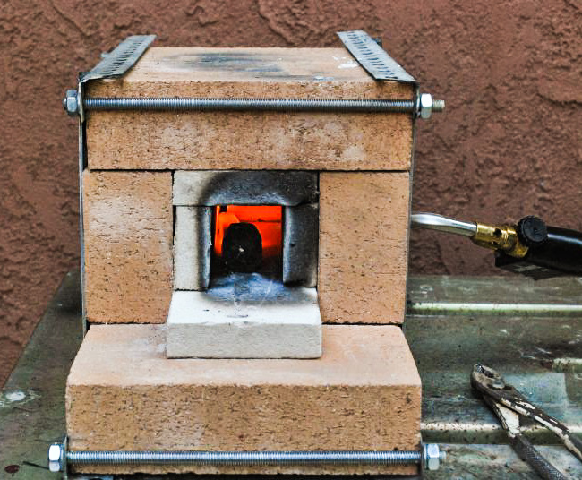 How to Select Fire Bricks for Your Forge: Key Considerations for DIY Projects