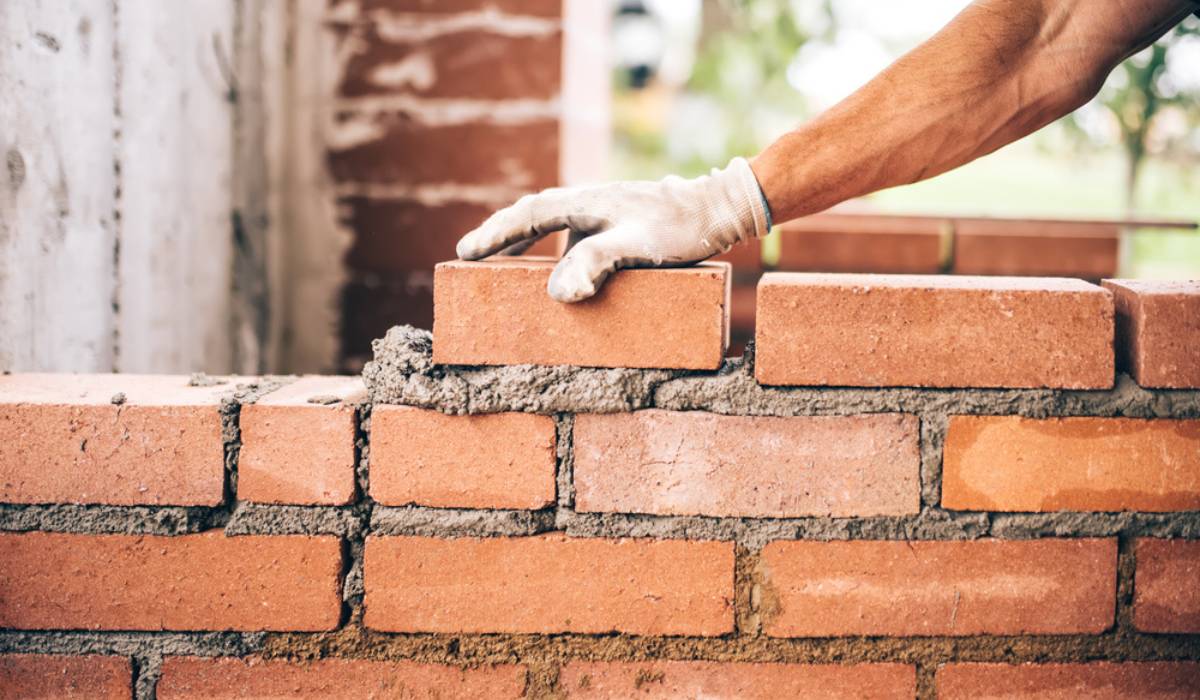 Rounded Brick vs. Standard Brick: A Comprehensive Guide