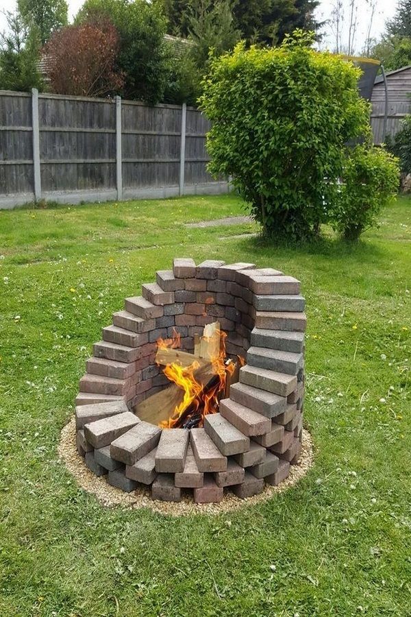 Building Brick Fire Pit on a Budget: Affordable Ideas and Enjoy Outdoor Living Without Spending a Fortune!