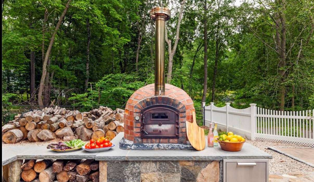 Brick Outdoor Pizza Ovens Reviews: What Real Customers Say About Their Experience.