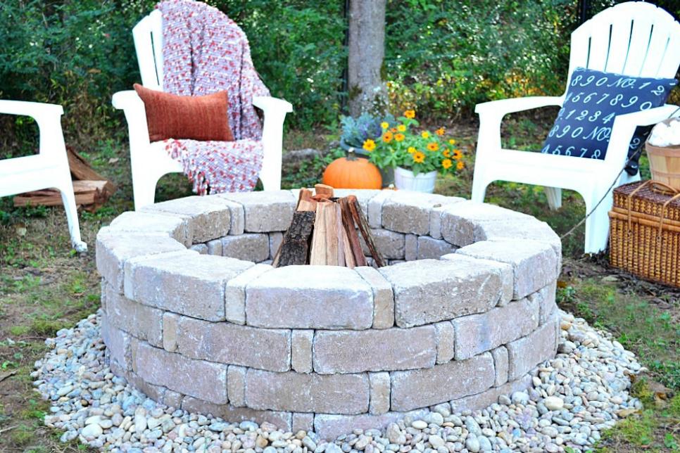 Fire Pit with Bricks DIY: Easy Tips for an Awesome Backyard