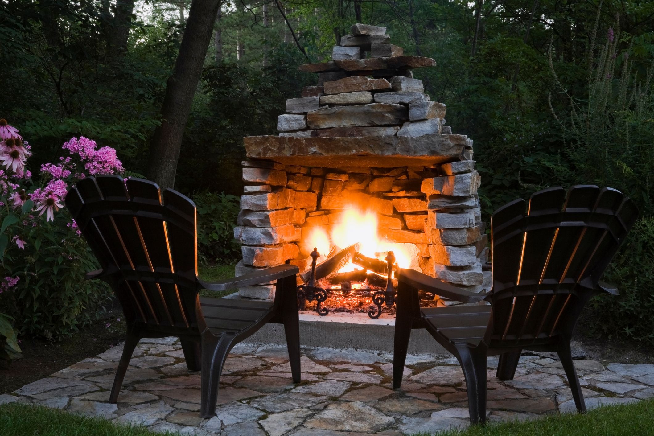 How to Make an Outdoor Fireplace With Brick: Simple Steps for a Cozy Backyard Setup